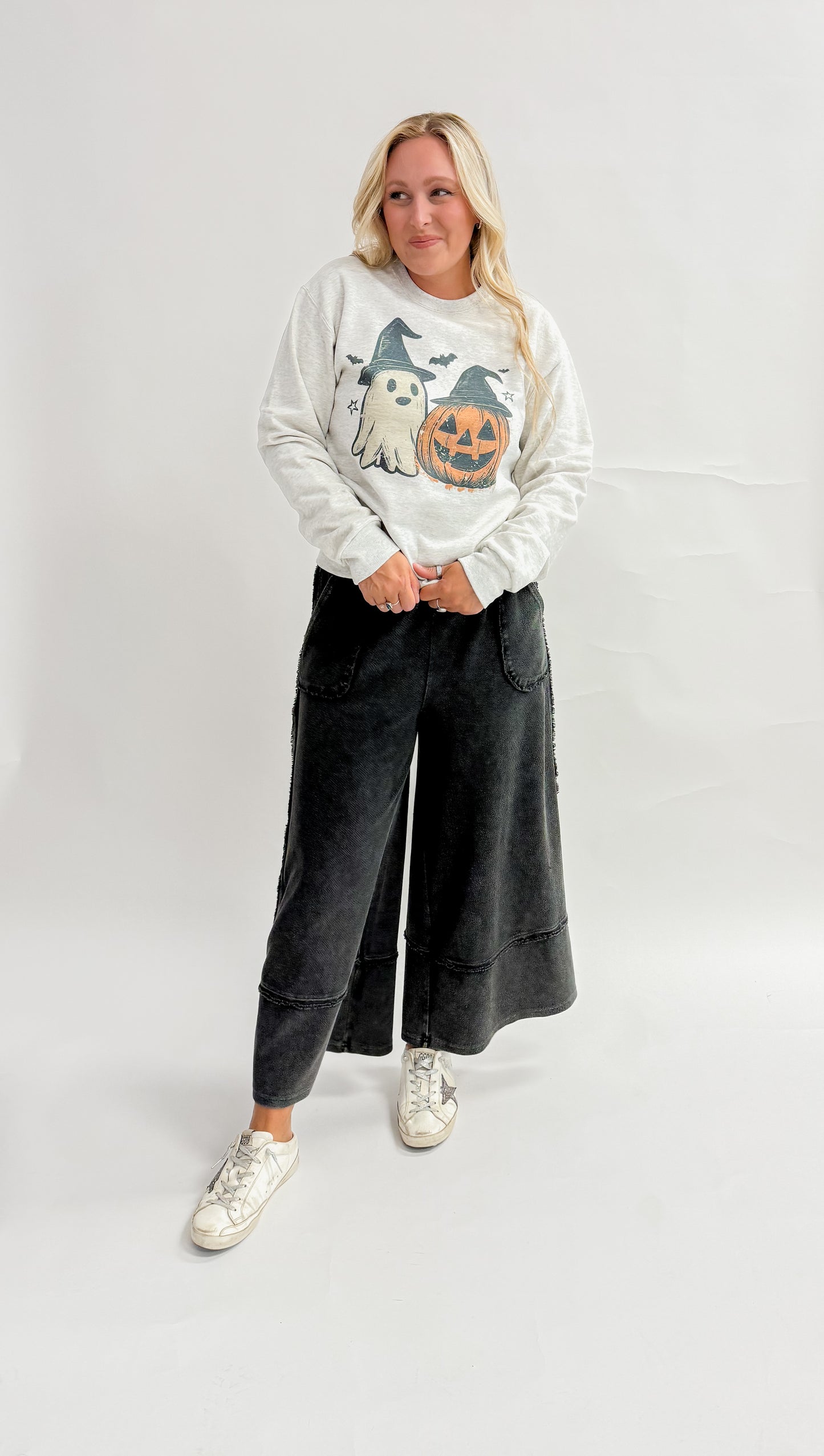 Spooky Besties Graphic Crewneck Sweatshirt