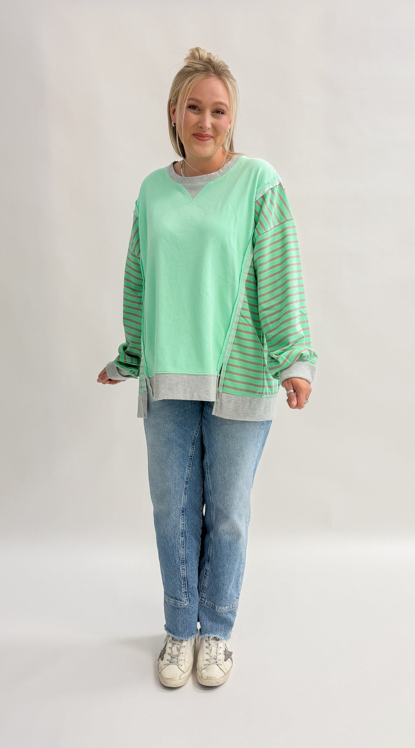 Driftwood Ln. Pullover