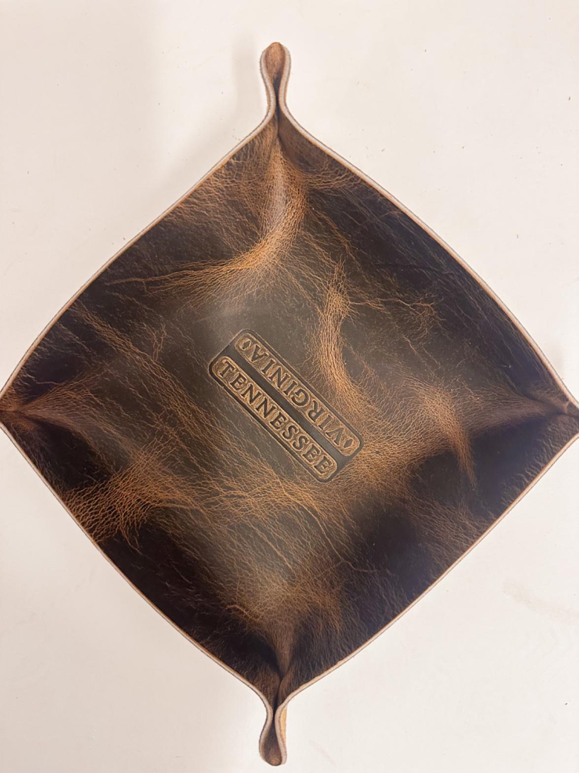 State St. Plaque Square Valet Leather Tray