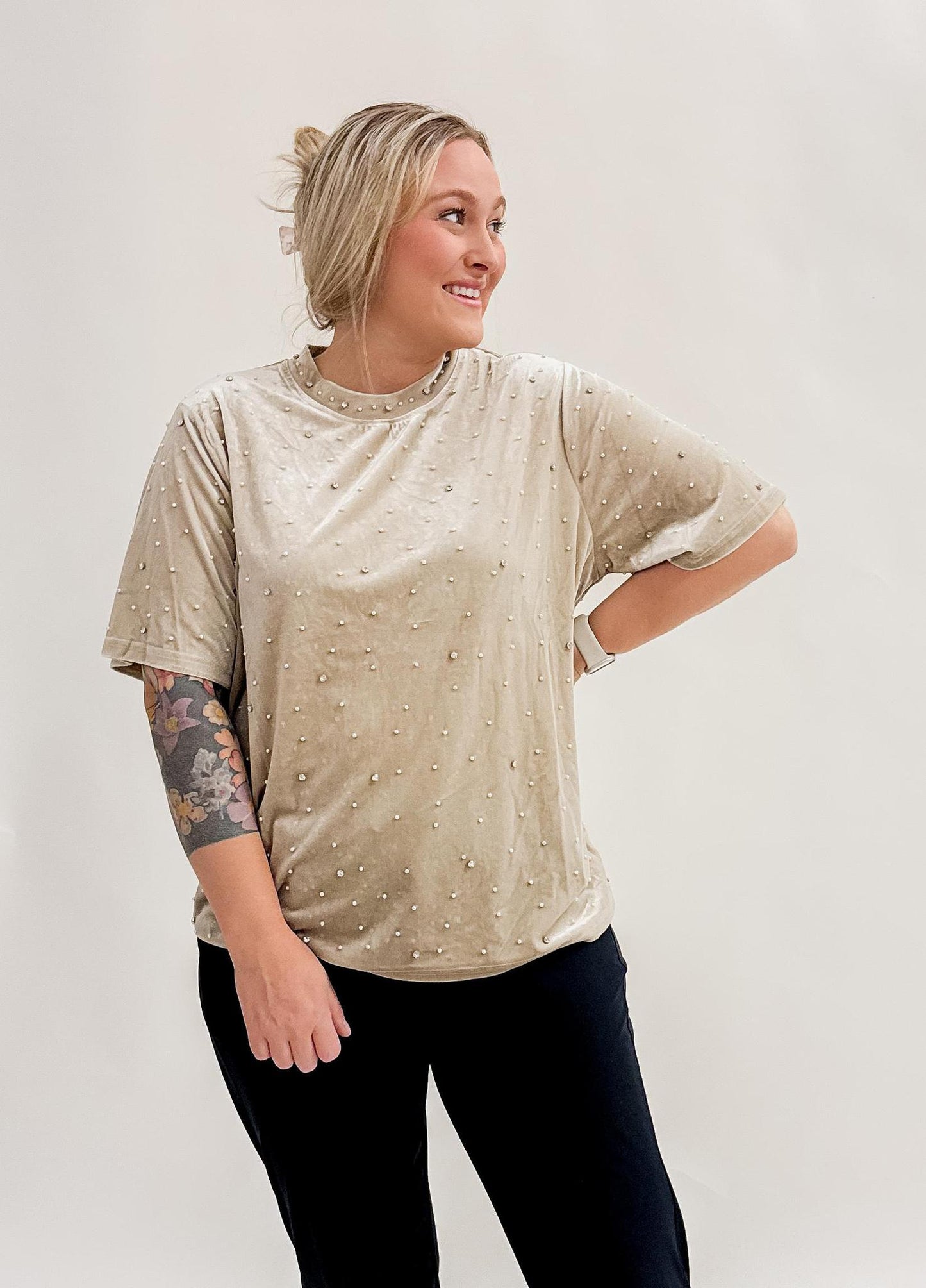 Amity Dr. Velvet Top