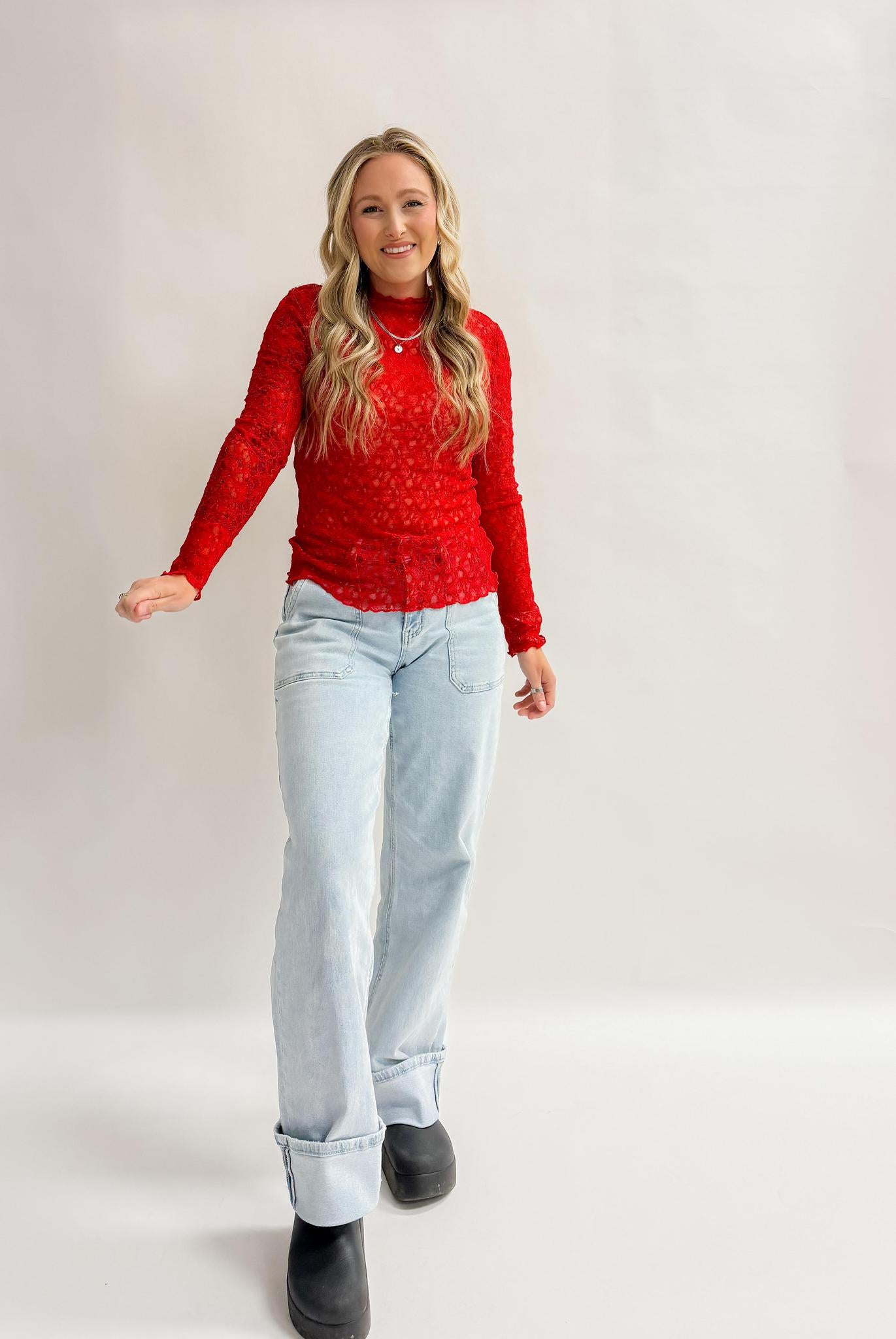 Deerfield Dr. Lace Long Sleeve