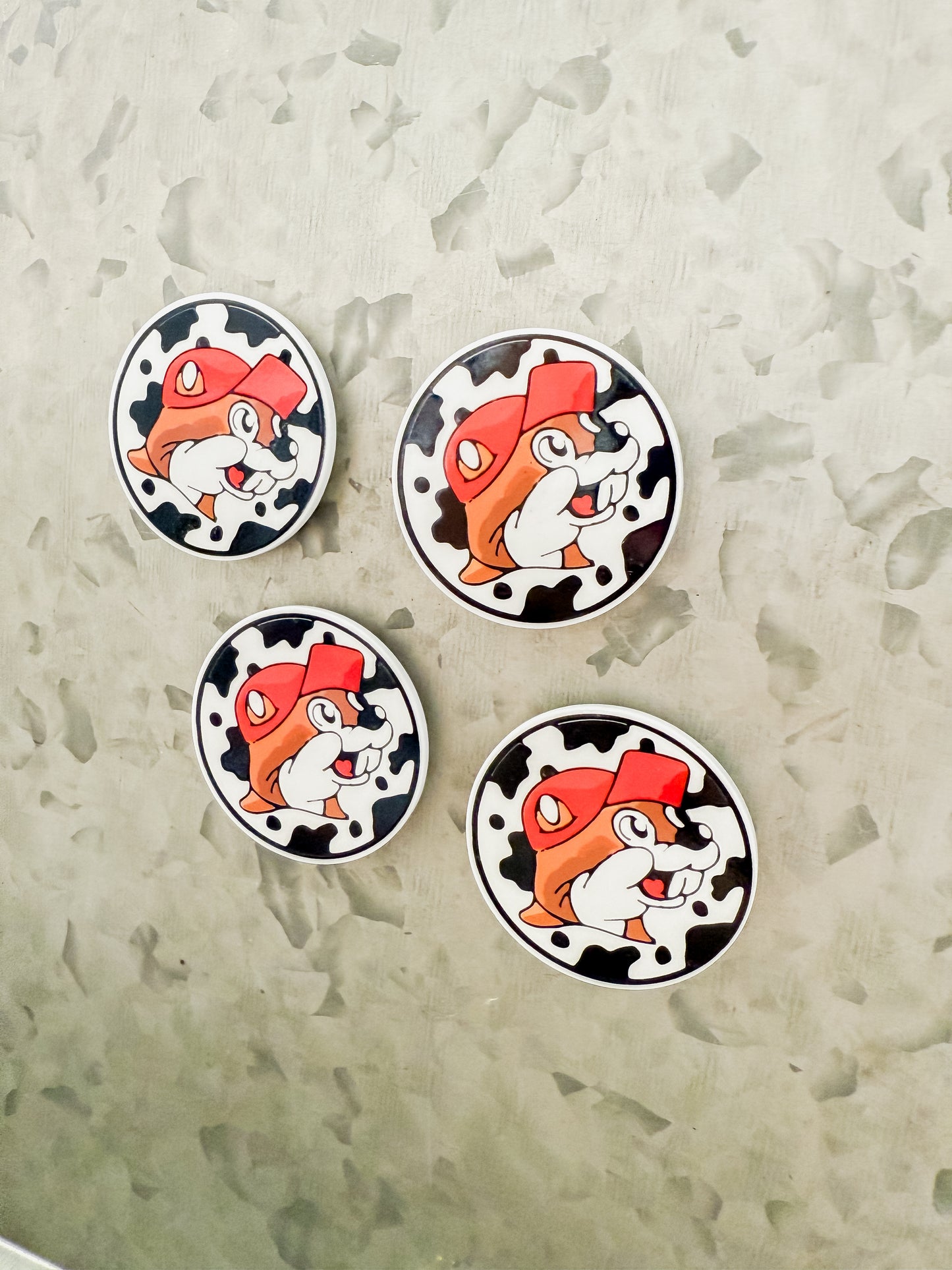 Buc-ee's Cowprint Magent