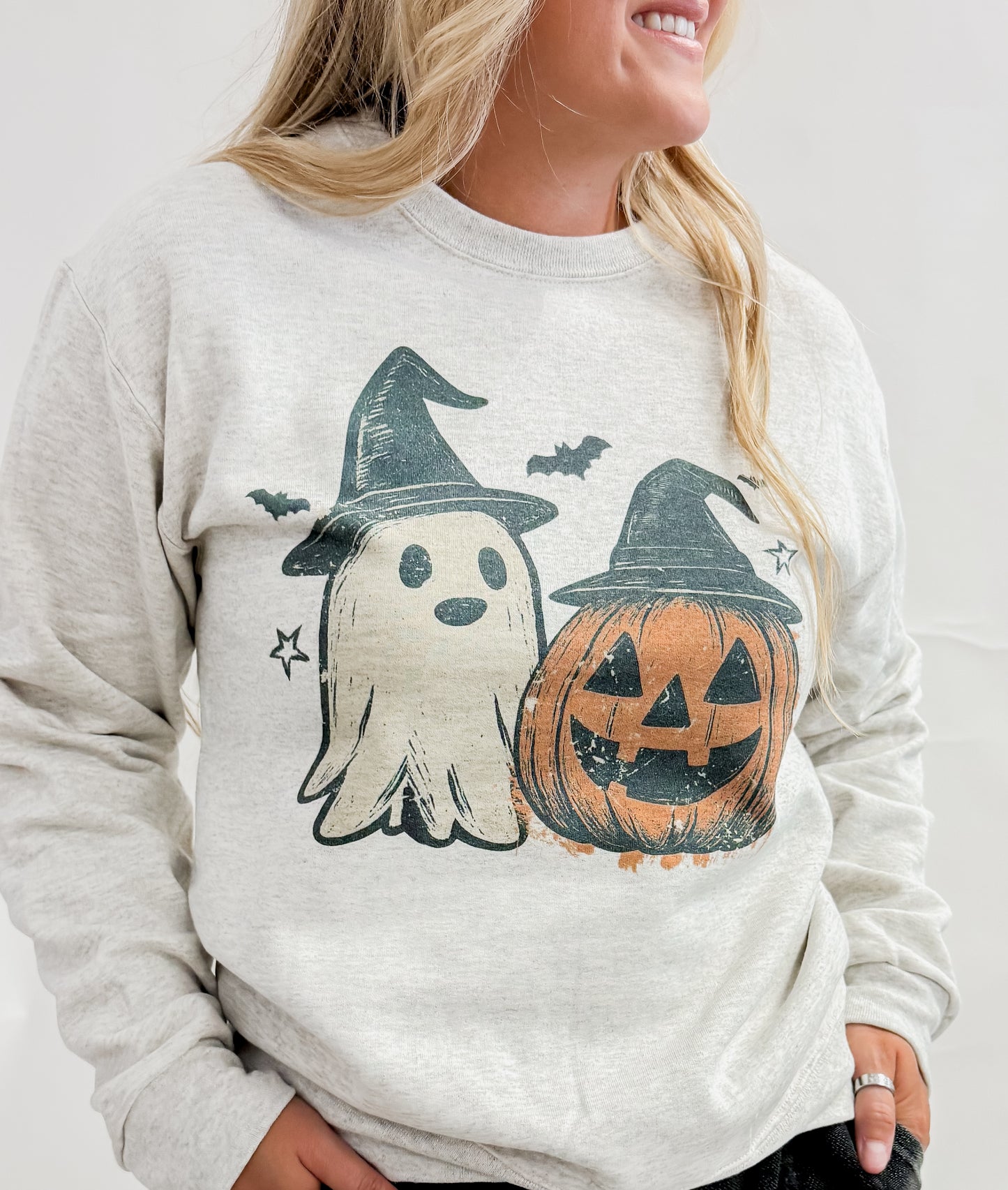 Spooky Besties Graphic Crewneck Sweatshirt