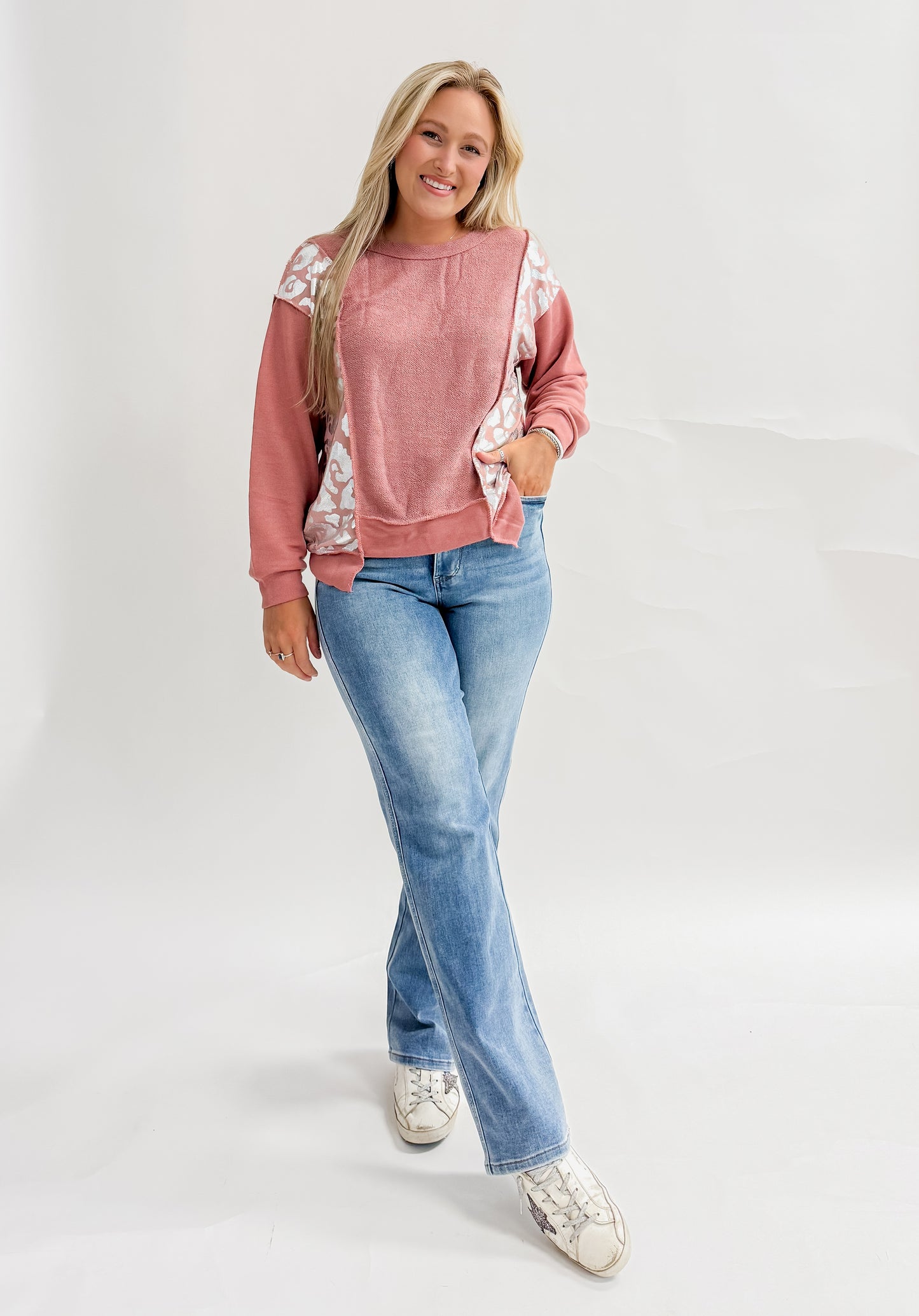 Concord Cir. Pullover