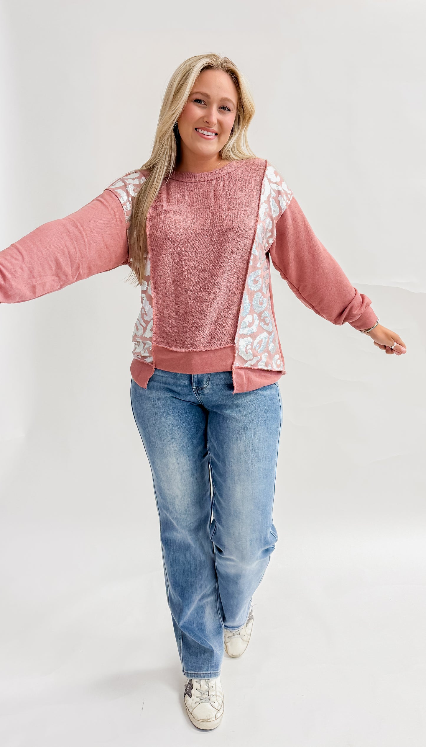 Concord Cir. Pullover