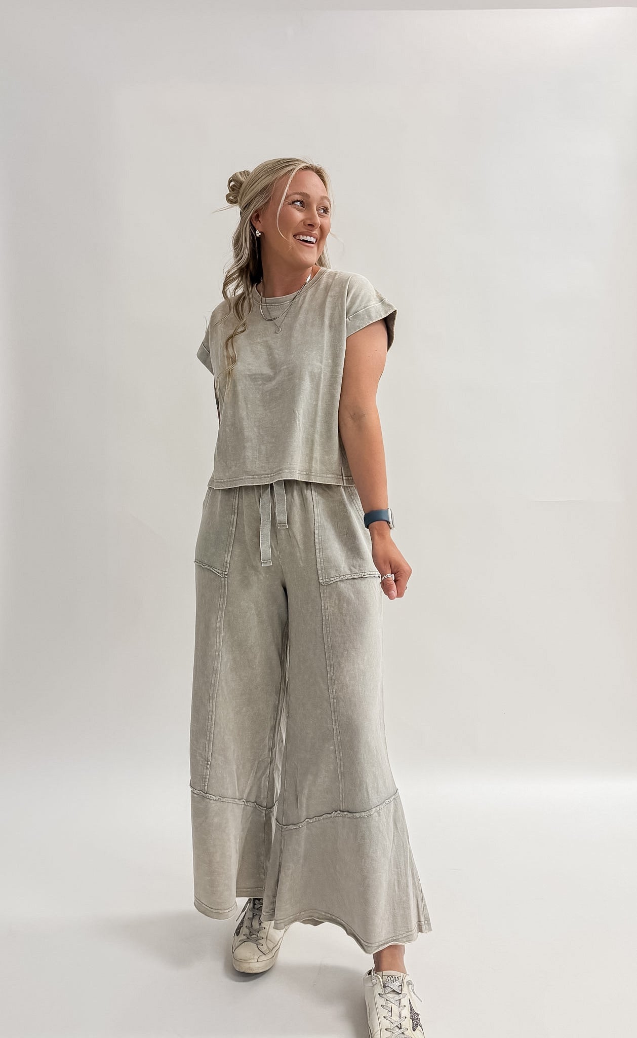 Hillwoods Private Dr. Wide Leg Pants