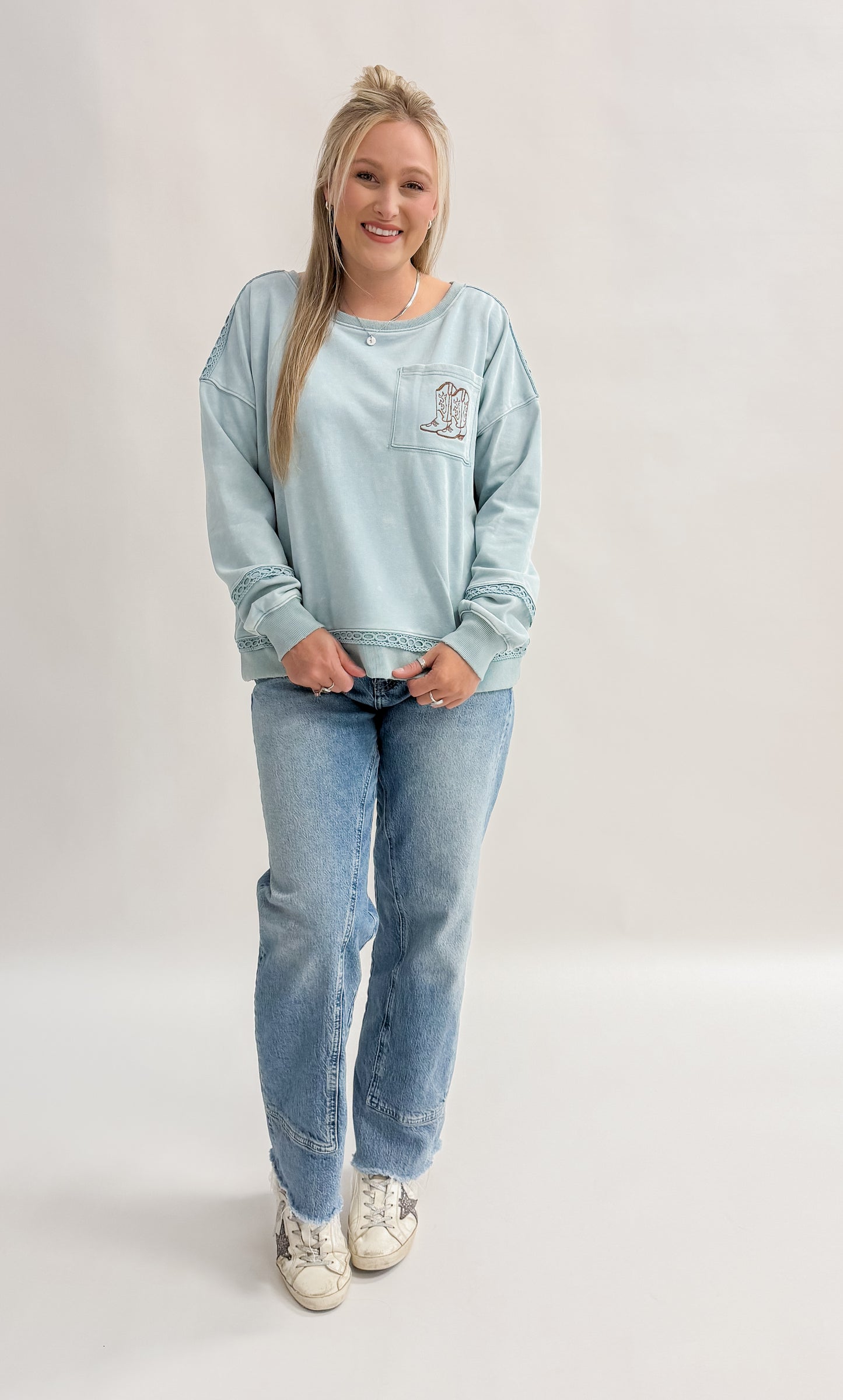 Douglas Dr. Pullover