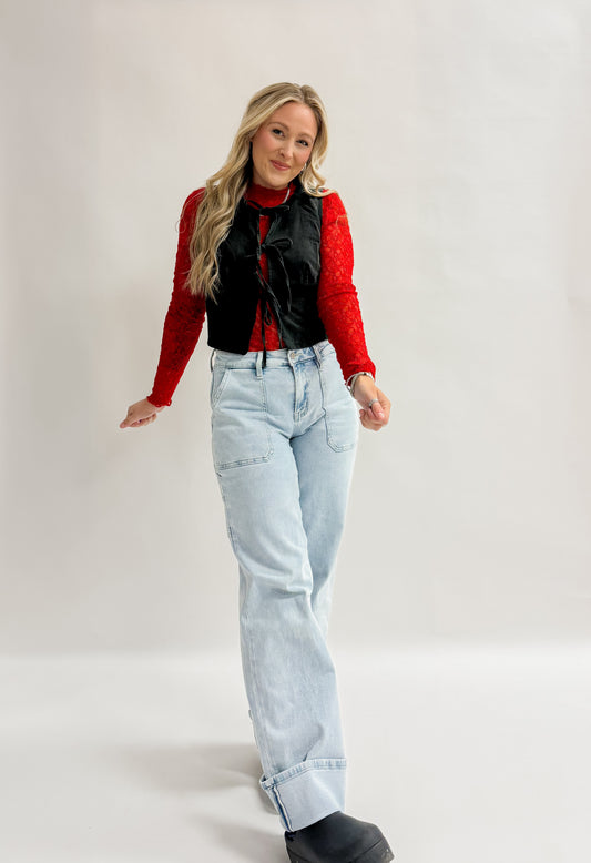 Deerfield Dr. Lace Long Sleeve