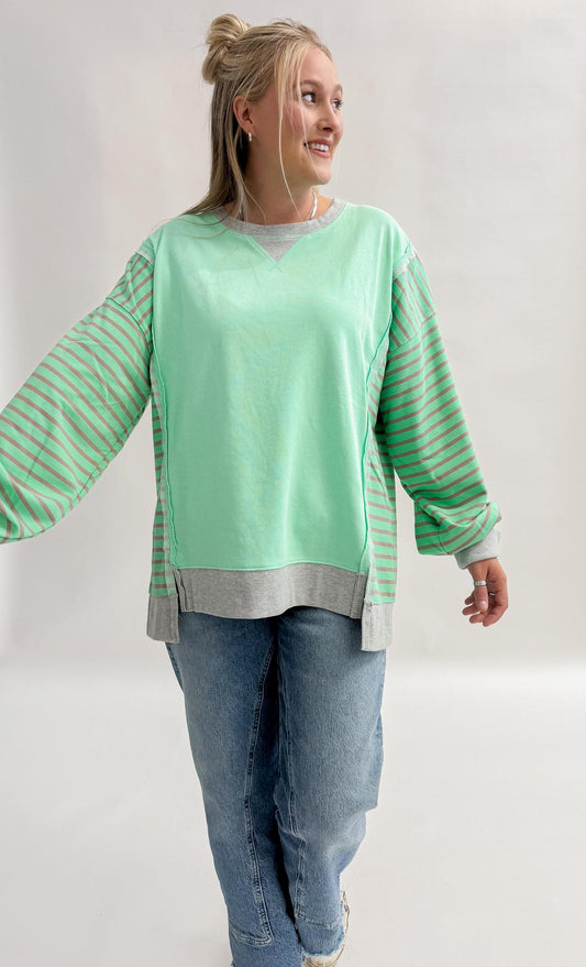 Driftwood Ln. Pullover